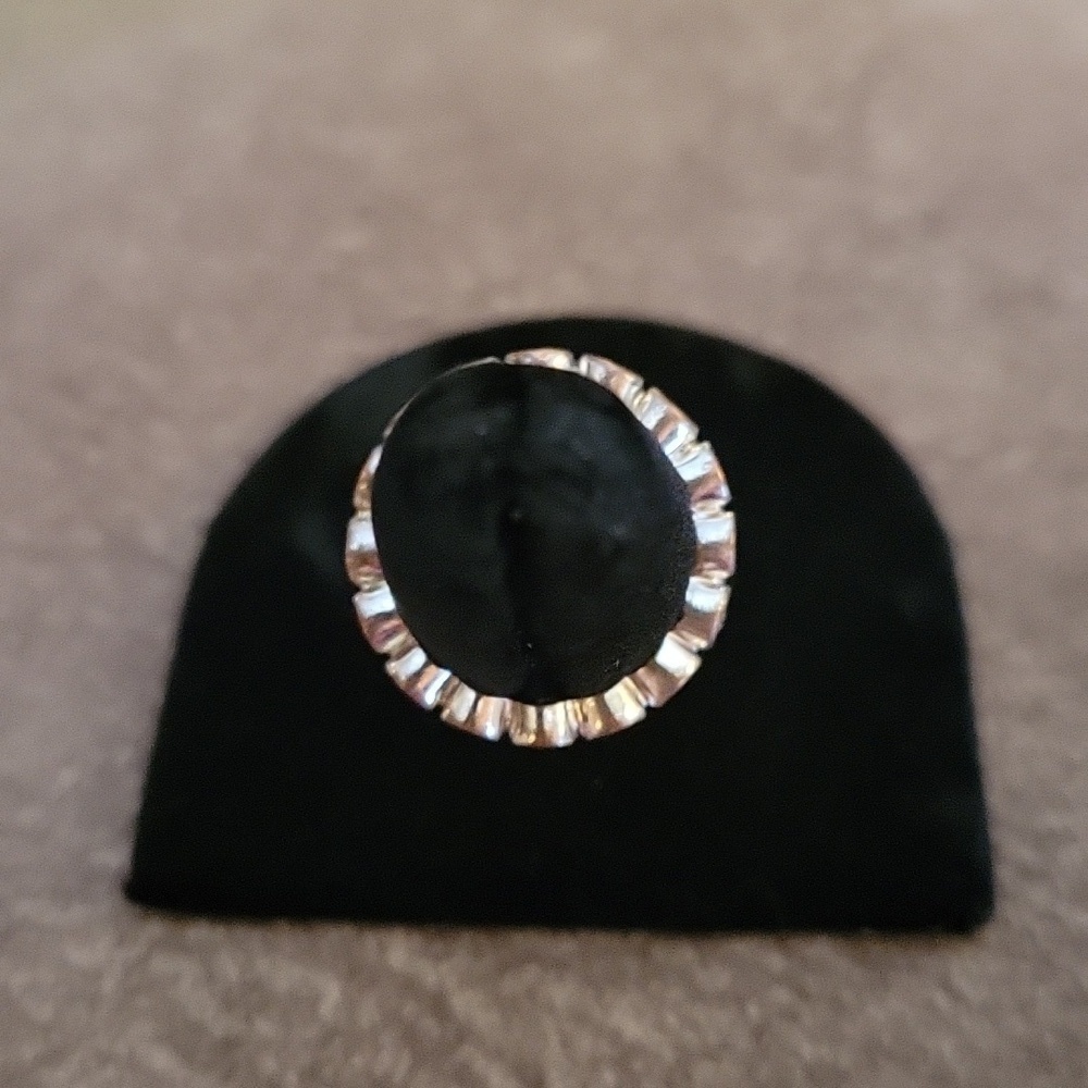 VTG Rhinestone Bezel Ring - Picture 3 of 6
